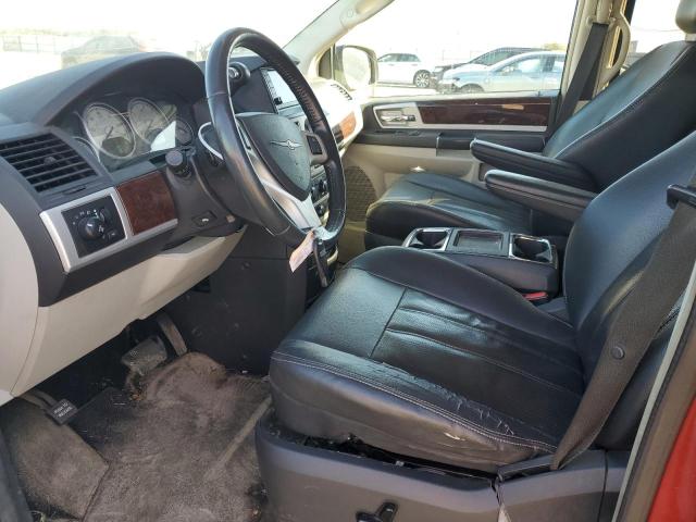 Photo 7 from auction – 2010 CHRYSLER TOWN & COU with VIN 2A4RR8DX5AR321424