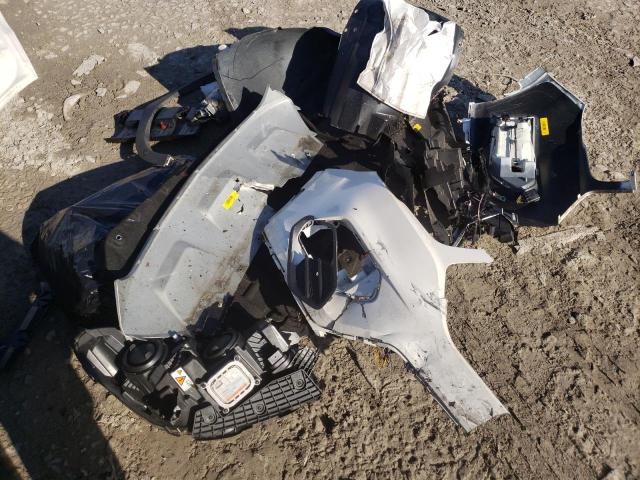 Photo 12 from auction – 2019 FORD ESCAPE TIT with VIN 1FMCU9J94KUB20474