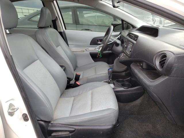 Photo 7 from auction – 2012 TOYOTA PRIUS C with VIN JTDKDTB33C1011434