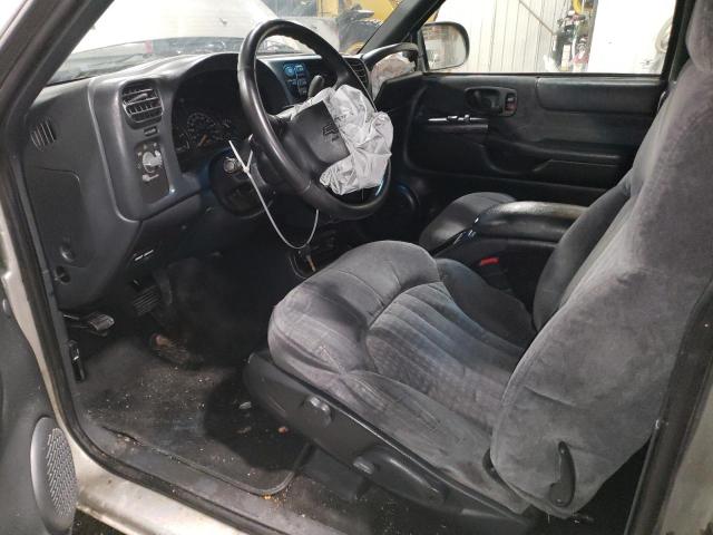 Photo 7 from auction – 2001 CHEVROLET BLAZER with VIN 1GNCT18W11K158539