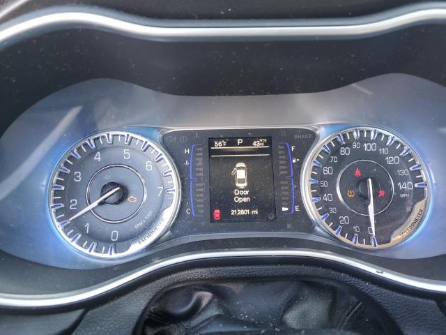 Photo 9 from auction – 2015 CHRYSLER 200 LIMITE with VIN 1C3CCCAB3FN596727