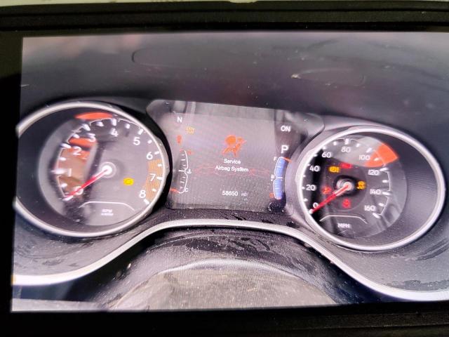 Foto 9 de la subasta – 2020 JEEP COMPASS LA con VIN 3C4NJDBB3LT256116