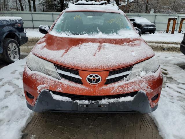 Photo 5 from auction – 2015 TOYOTA RAV4 LE with VIN JTMBFREV5FD113928