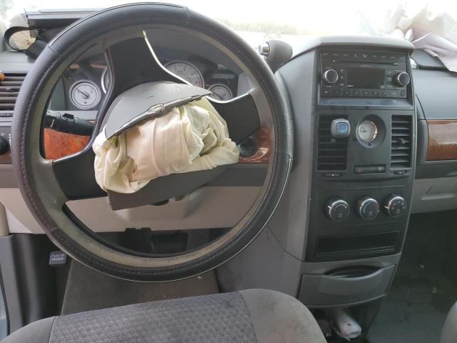 Photo 8 from auction – 2008 CHRYSLER TOWN & COU with VIN 2A8HR44H78R138239