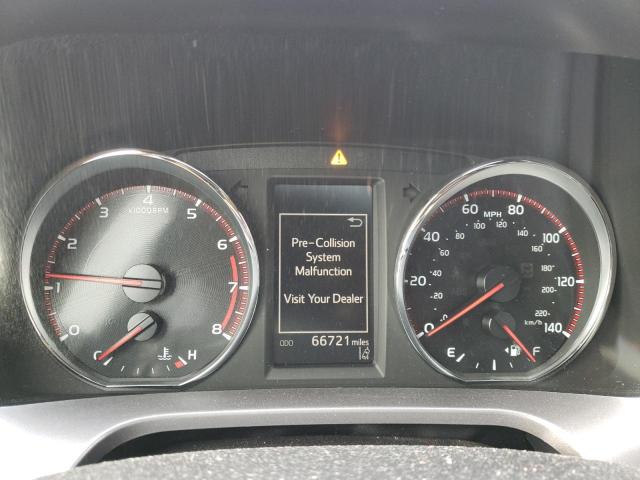 Photo 9 from auction – 2018 TOYOTA RAV4 SE with VIN JTMJFREV0JD251655