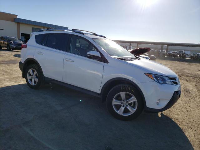 Photo 4 from auction – 2014 TOYOTA RAV4 XLE with VIN JTMRFREV7ED089693