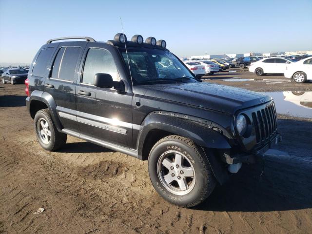 Photo 4 from auction – 2005 JEEP LIBERTY RE with VIN 1J8GL38K85W647983