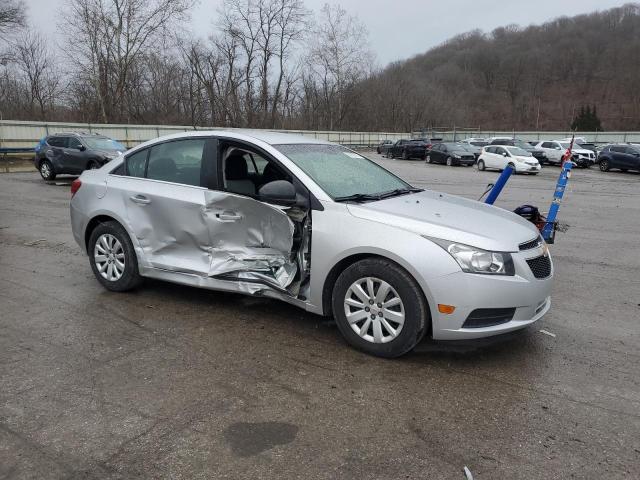 Photo 4 from auction – 2011 CHEVROLET CRUZE LS with VIN 1G1PC5SH5B7129957