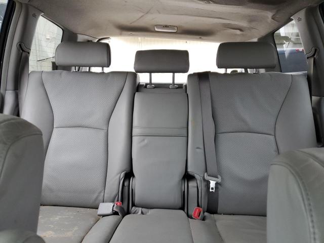 Photo 10 from auction – 2004 TOYOTA HIGHLANDER with VIN JTEEP21A640064906