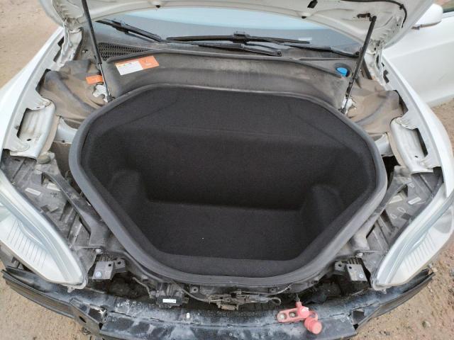 Photo 11 from auction – 2014 TESLA MODEL S with VIN 5YJSA1H24EFP69207