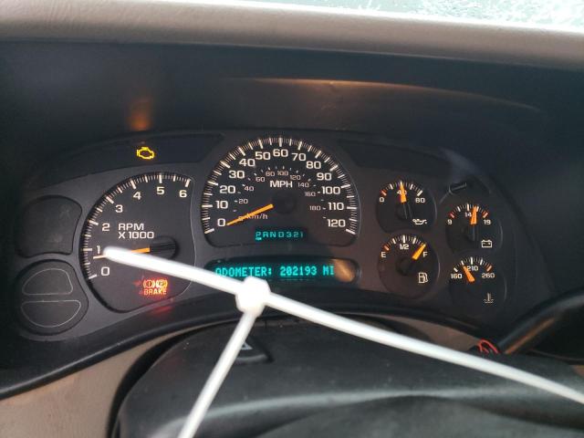Photo 9 from auction – 2004 CHEVROLET SILVERADO with VIN 2GCEK19V341101161