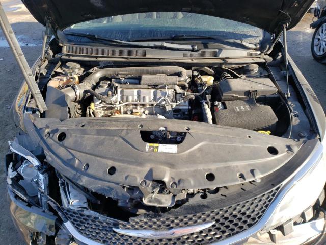 Photo 11 from auction – 2016 CHRYSLER 200 LX with VIN 1C3CCCFB3GN189288