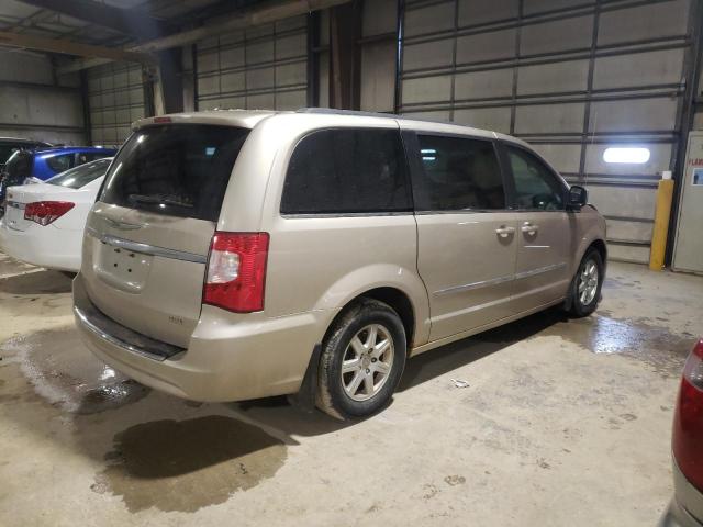 Photo 3 from auction – 2013 CHRYSLER TOWN & COU with VIN 2C4RC1BG4DR556614