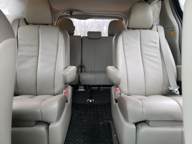 Photo 10 from auction – 2013 TOYOTA SIENNA XLE with VIN 5TDYK3DC1DS336701