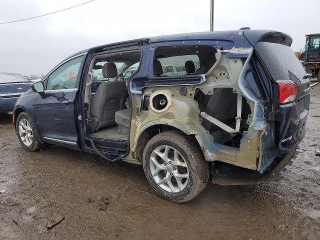 Photo 2 from auction – 2017 CHRYSLER PACIFICA T with VIN 2C4RC1BG5HR777418
