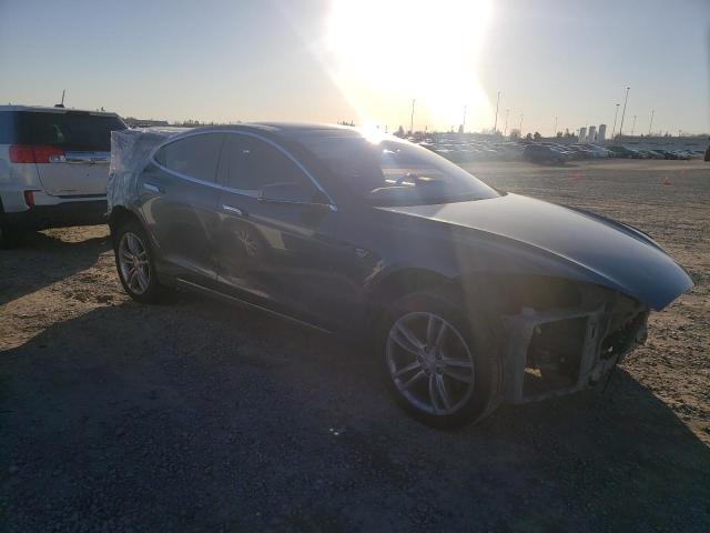 Photo 4 from auction – 2013 TESLA MODEL S with VIN 5YJSA1DN1DFP07097