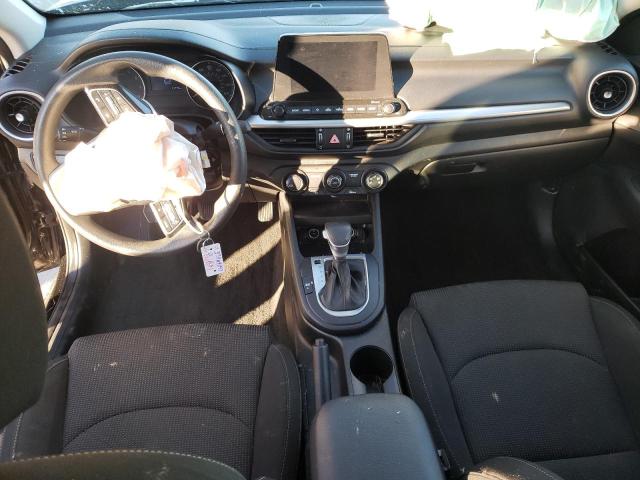 Photo 8 from auction – 2021 KIA FORTE FE with VIN 3KPF24AD4ME288664