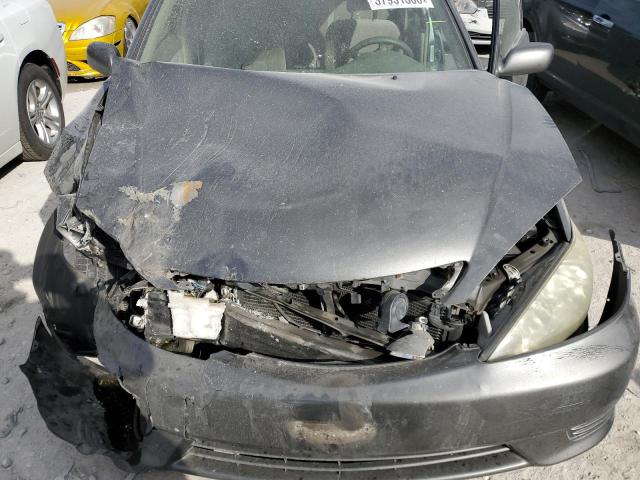 Photo 11 from auction – 2005 TOYOTA CAMRY with VIN 4T1BE32K55U607372