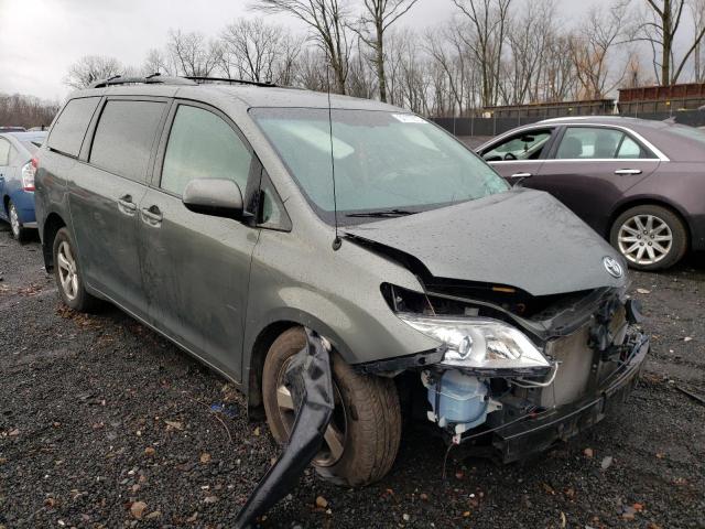 Photo 4 from auction – 2012 TOYOTA SIENNA LE with VIN 5TDKK3DC1CS270901