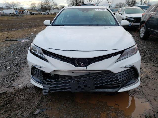 Photo 5 from auction – 2022 TOYOTA CAMRY LE with VIN 4T1C11AK4NU653099