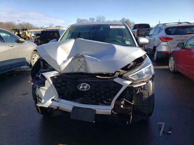 Photo 5 from auction – 2019 HYUNDAI TUCSON SE with VIN KM8J2CA41KU069286