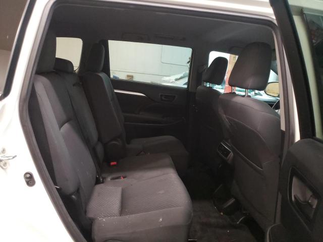 Photo 11 from auction – 2017 TOYOTA HIGHLANDER with VIN 5TDBZRFH2HS383805