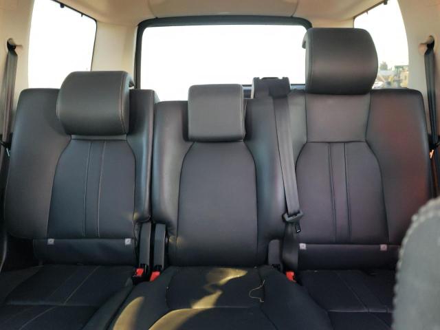 Photo 10 from auction – 2016 LAND ROVER LR4 with VIN SALAB2V66GA811953