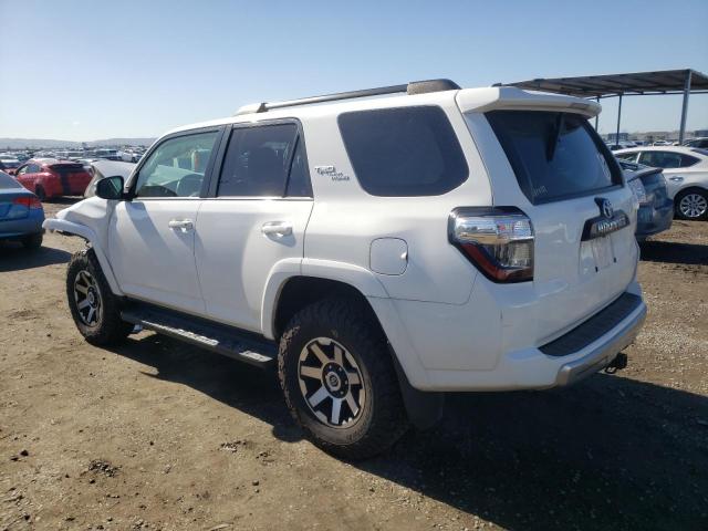 Photo 2 from auction – 2020 TOYOTA 4RUNNER SR with VIN JTEBU5JR5L5785089
