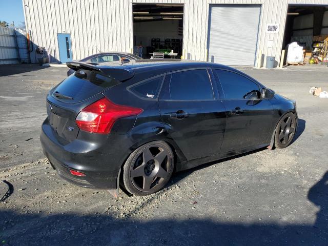 Photo 3 from auction – 2013 FORD FOCUS ST with VIN 1FADP3L91DL301556