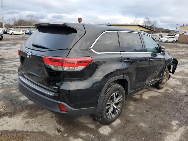Photo 3 from auction – 2018 TOYOTA HIGHLANDER with VIN 5TDBZRFHXJS821587