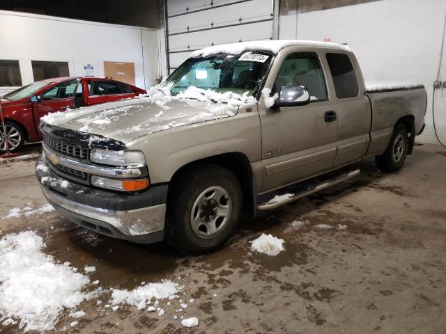 CHEVROLET SILVERADO 2002 with VIN 2GCEC19V821110660 - Photo from auction