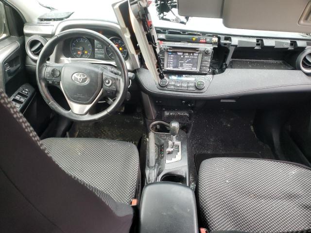 Photo 8 from auction – 2017 TOYOTA RAV4 XLE with VIN JTMRFREV8HJ112775