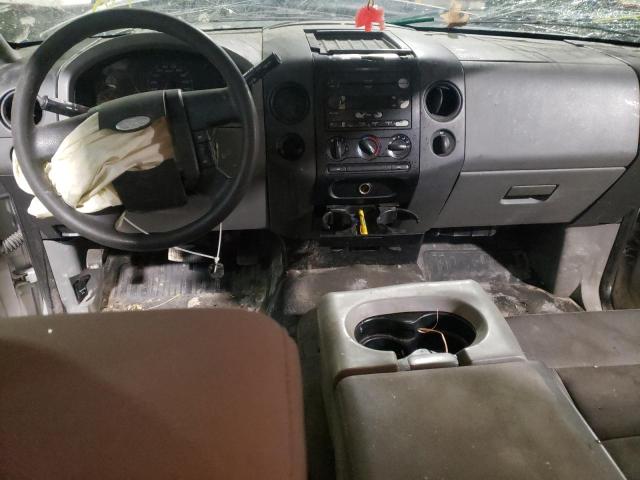 Zdjęcie 8 z aukcji – 2005 FORD F150 z VIN 1FTRX02W65KC32800