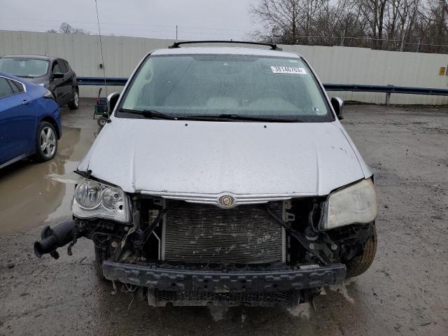 Photo 5 from auction – 2008 CHRYSLER TOWN & COU with VIN 2A8HR54PX8R118936