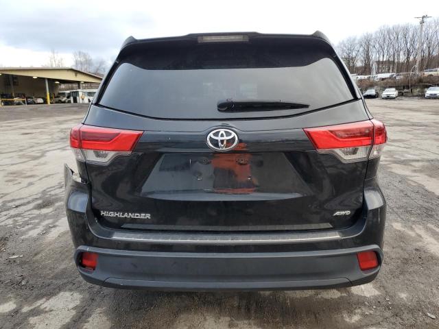 Photo 6 from auction – 2018 TOYOTA HIGHLANDER with VIN 5TDBZRFHXJS821587