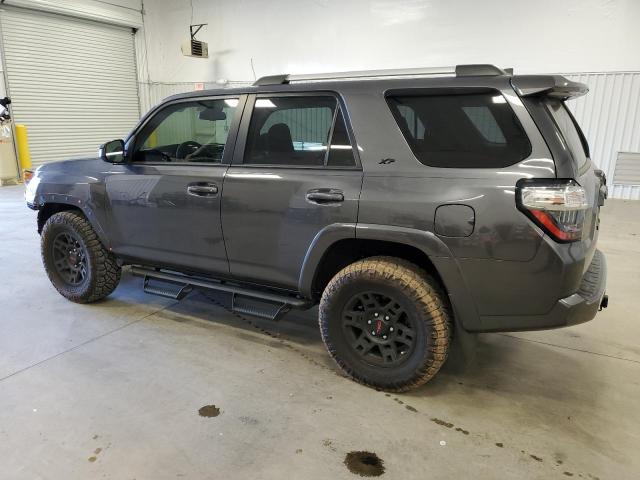 Photo 2 from auction – 2020 TOYOTA 4RUNNER SR with VIN JTEZU5JR5L5227709