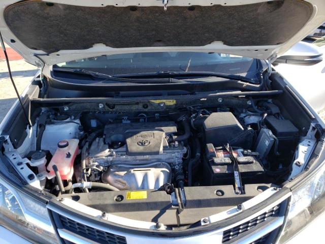 Photo 11 from auction – 2014 TOYOTA RAV4 XLE with VIN JTMRFREV7ED089693