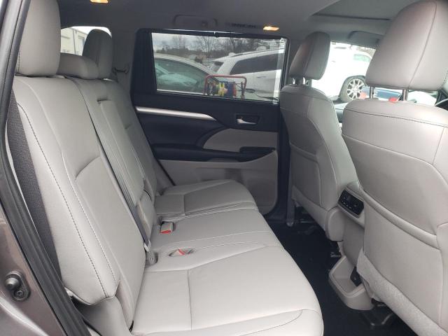 Photo 10 from auction – 2019 TOYOTA HIGHLANDER with VIN 5TDJZRFHXKS991073