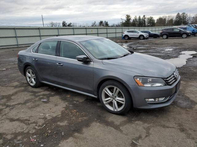 Photo 4 from auction – 2012 VOLKSWAGEN PASSAT SE with VIN 1VWBM7A35CC051847