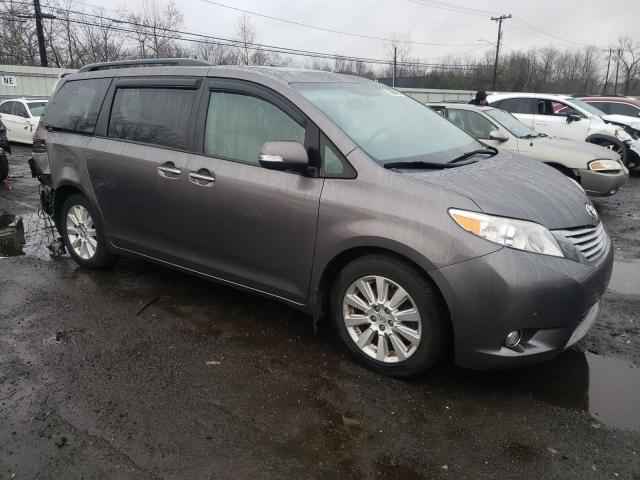 Photo 4 from auction – 2014 TOYOTA SIENNA XLE with VIN 5TDDK3DCXES080705