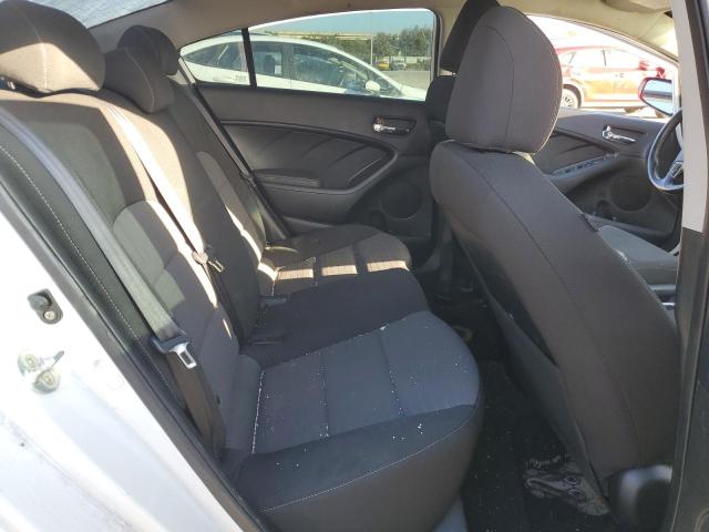 Photo 10 from auction – 2017 KIA FORTE LX with VIN 3KPFL4A72HE116923
