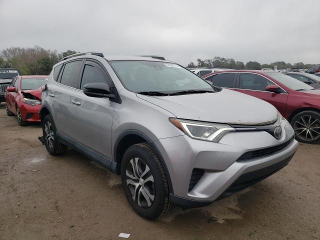Photo 4 from auction – 2017 TOYOTA RAV4 LE with VIN 2T3ZFREV5HW403963