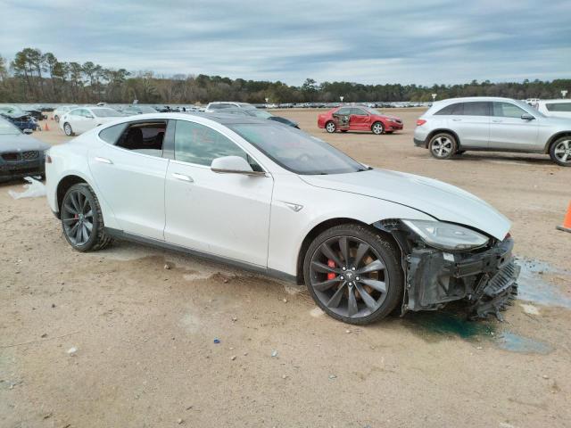 Photo 4 from auction – 2014 TESLA MODEL S with VIN 5YJSA1H24EFP69207