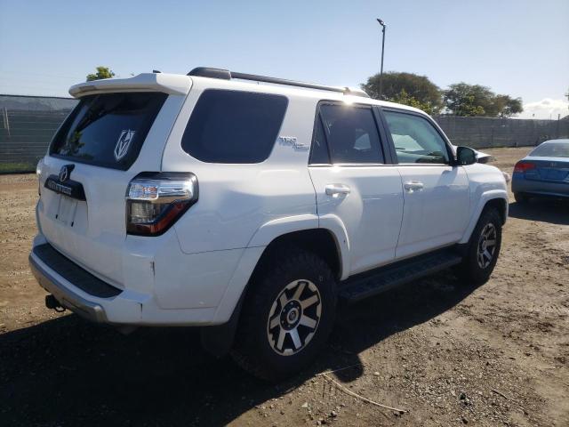 Photo 3 from auction – 2020 TOYOTA 4RUNNER SR with VIN JTEBU5JR5L5785089