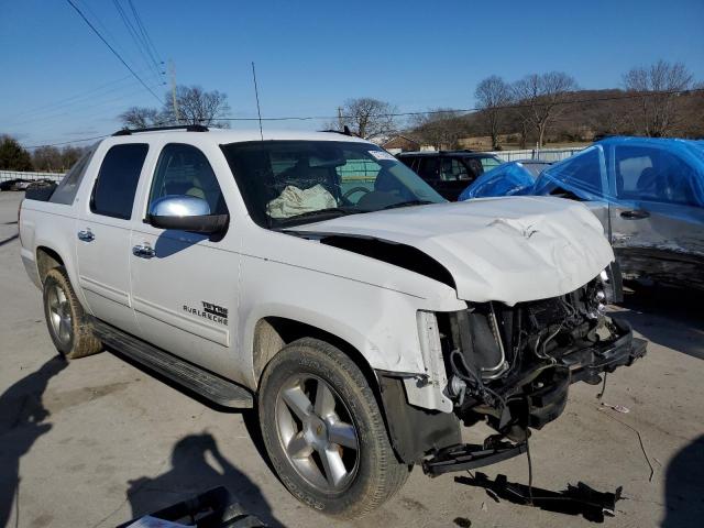 Photo 4 from auction – 2011 CHEVROLET AVALANCHE with VIN 3GNMCFE0XBG183952