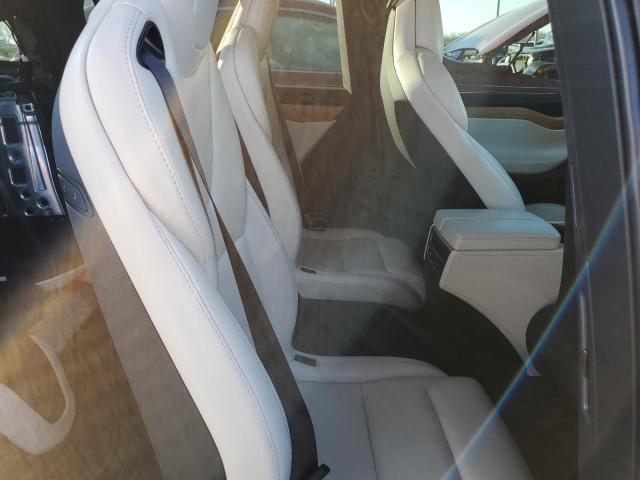 Photo 11 from auction – 2019 TESLA MODEL X with VIN 5YJXCBE4XKF202121