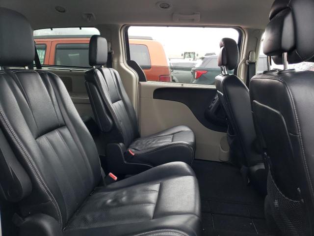 Photo 11 from auction – 2013 CHRYSLER TOWN & COU with VIN 2C4RC1CG9DR683177