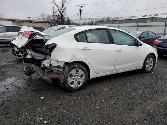 Photo 3 from auction – 2018 KIA FORTE LX with VIN 3KPFK4A73JE197827
