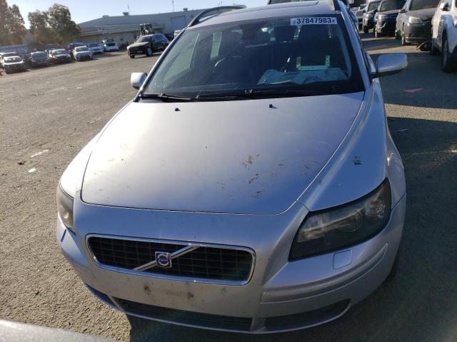Photo 5 from auction – 2005 VOLVO V50 T5 with VIN YV1MW682152049674