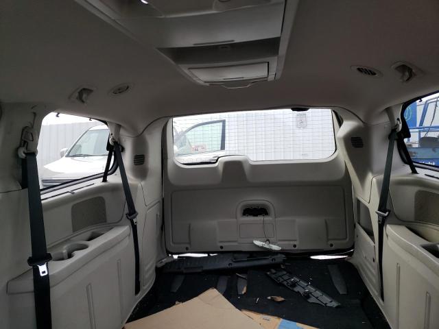Photo 10 from auction – 2014 CHRYSLER TOWN & COU with VIN 2C4RC1BG4ER277035